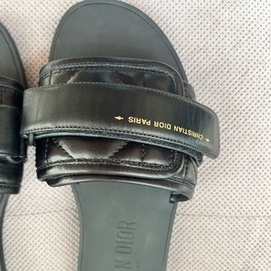 Christian Dior - Dio(r)evolution black leather slides